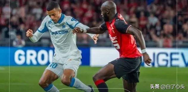 包含集结日洛杉矶快船备战葡超，更衣室发声细节流出，更衣室稳定，心理建设被强调的词条