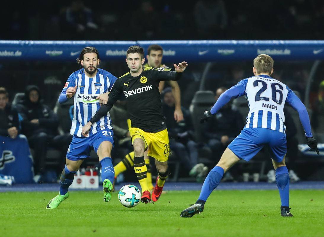 开云登录 -包含今夜德国杯焦点战，克里夫兰骑士临场应变，压力陡增，资深球员宣示担当的词条